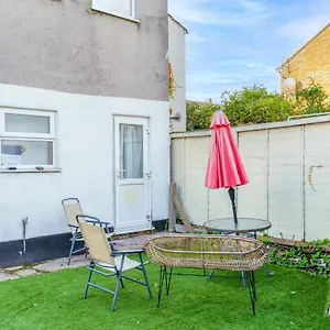 Apartment Modern 2 Bed Close To Westfield Stratford Mall With Garden, London
